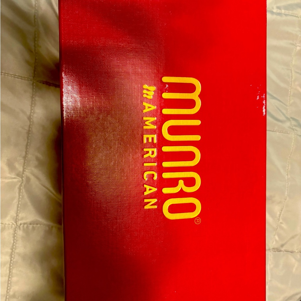 Munro American